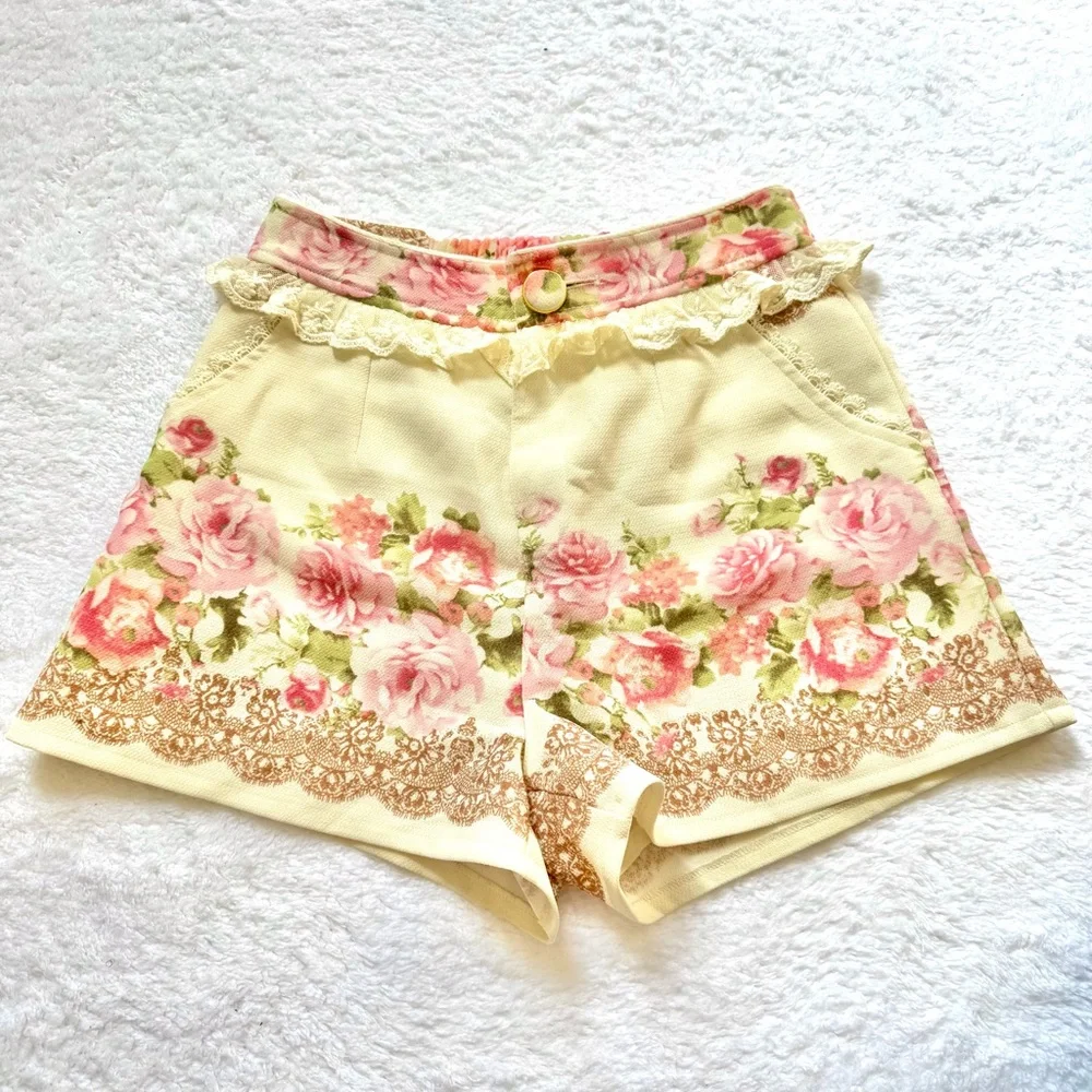 LIZ LISA Floral Short Pants Lace Hime Gal Japan Women size 1 Flower Y2K Lolita
